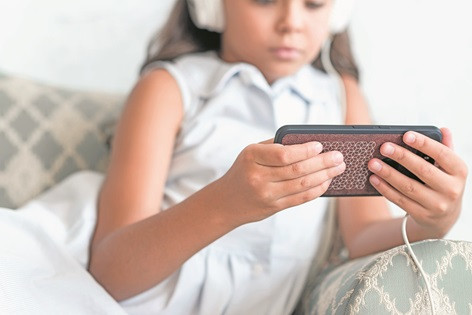 Dia das Crianças: o impacto do uso de telas durante o desenvolvimento infantil