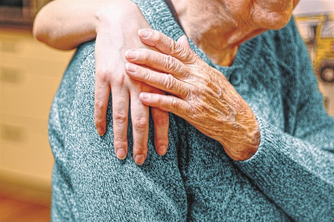 Envelhecer no Brasil: os direitos que garantem a dignidade na longevidade